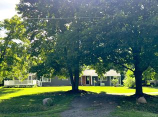 4327 N Gale Rd, Davison, MI 48423