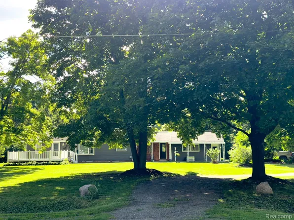 4327 N Gale Rd, Davison, MI 48423