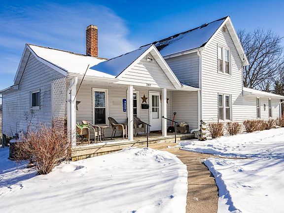 2nd image of 207 Spring Street