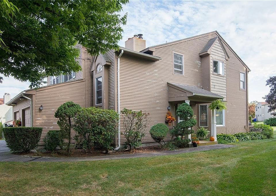 1st image of 43 Knoll Pl #B