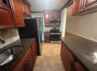 (Undisclosed Address), Summit, NJ 07901