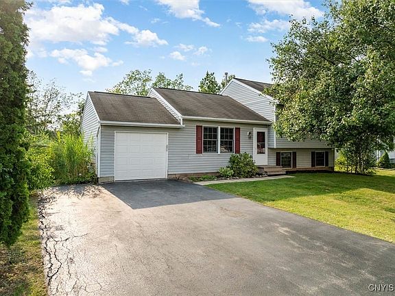 3rd image of 7732 Japine Dr