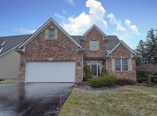 10529 Village Ct, Grand Blanc, MI 48439