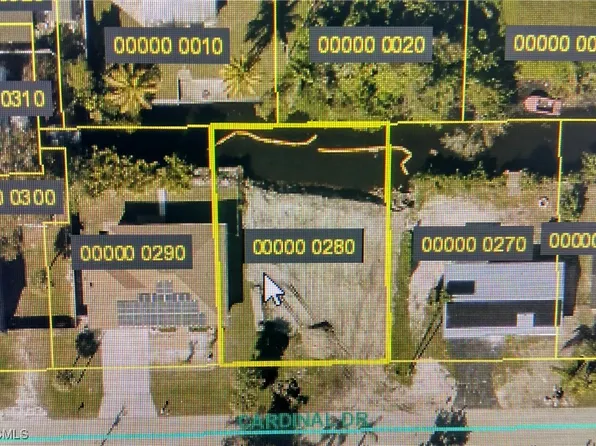 65 Cardinal Dr, North Fort Myers, FL 33917