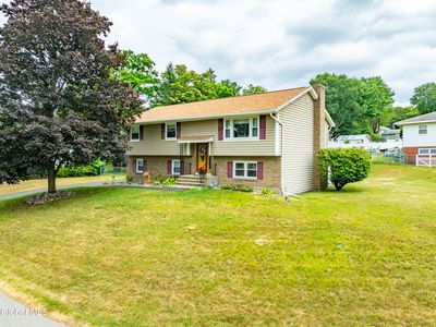 10 Tower Heights, Loudonville, NY, 12211
