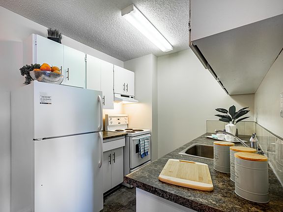 4th image of 11111 LL 87th Ave NW #2-Bedroom