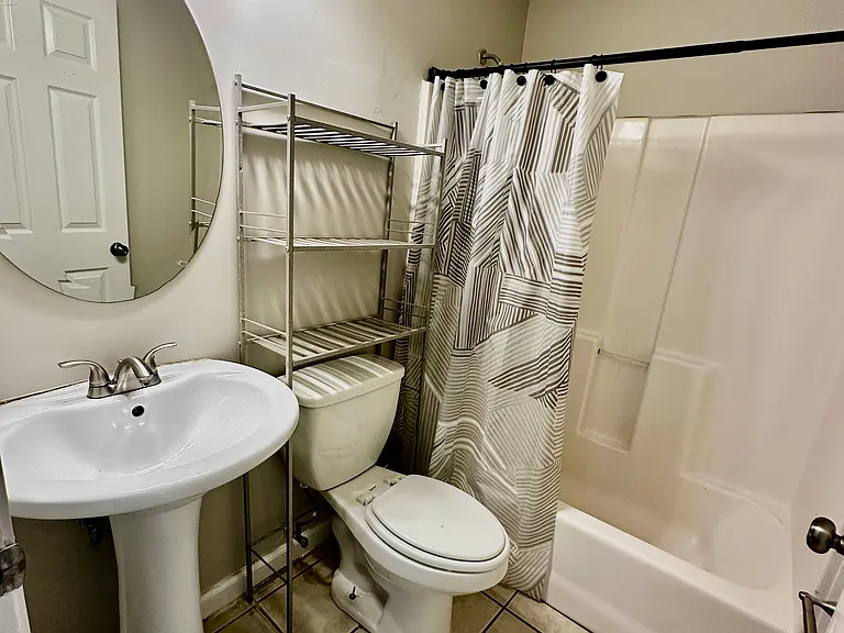 4417 Coopers Creek Dr SE — Photo 28