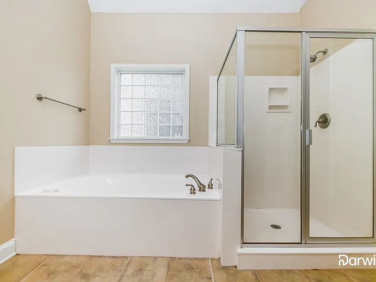 122 Chamlee Way — Photo 9