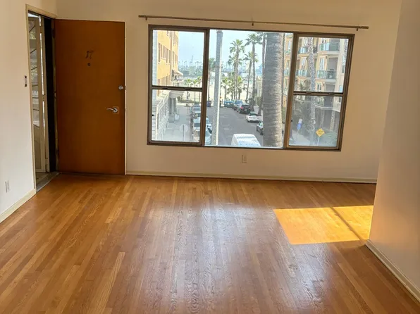 1015 E Ocean Blvd Unit 17, Long Beach, CA 90802