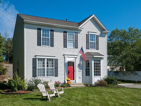 2nd image of 349 Lunns Way