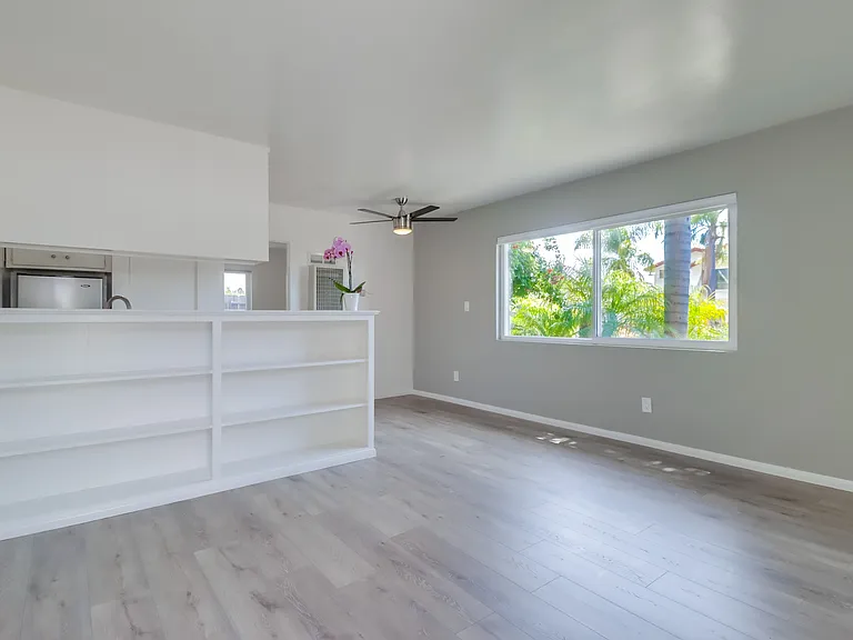 1024 Turquoise St #A — Photo 1