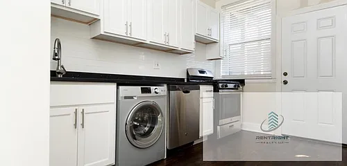 312-20 Lee St Photo 1