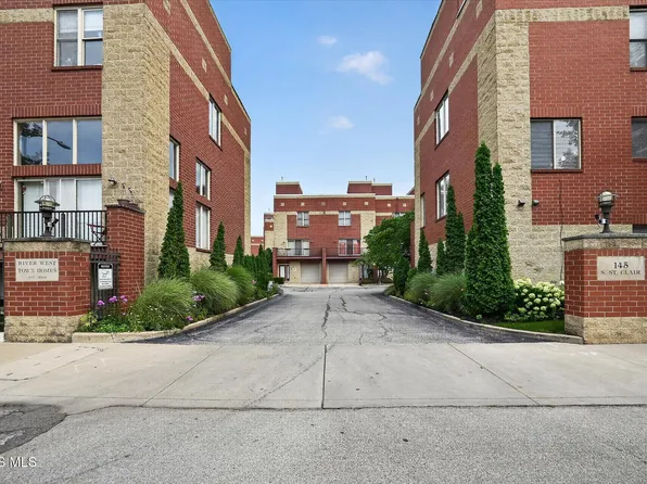 145 S Saint Clair St, Toledo, OH 43604