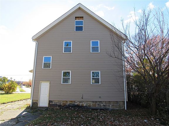 5th image of 20821 Recher Ave