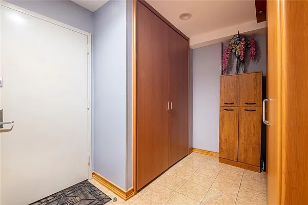 Sold by Remax Edge | media 30