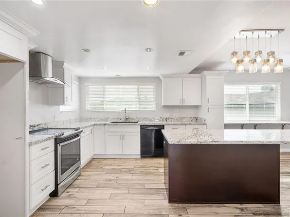 29280 Mammoth Pl, Canyon Lake, CA 92587