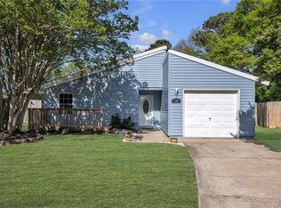 720 Linden Ct, Virginia Beach, VA 23462