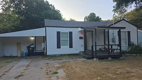 1208 Franwood Dr Photo 1