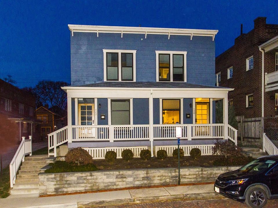 Great curb appeal!
