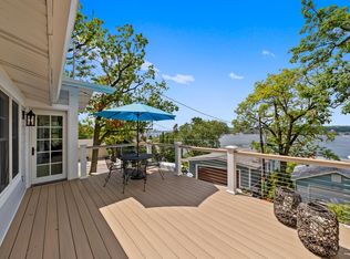 530 Park Ridge Rd, Williams Bay, WI 53191