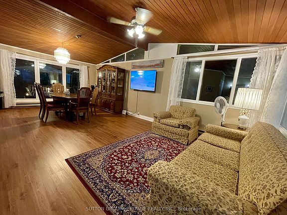 2nd image of 99 Bowen Rd