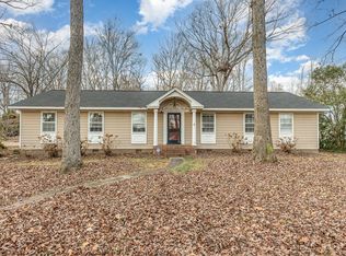 5309 Robbins Dr, Raleigh, NC 27610