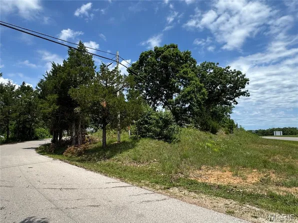 Hellix Dr, Saint Robert, MO 65584