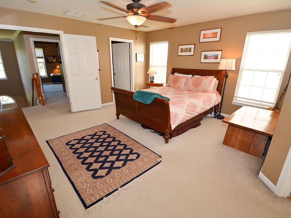 2nd image of 17077 Loftridge Ln