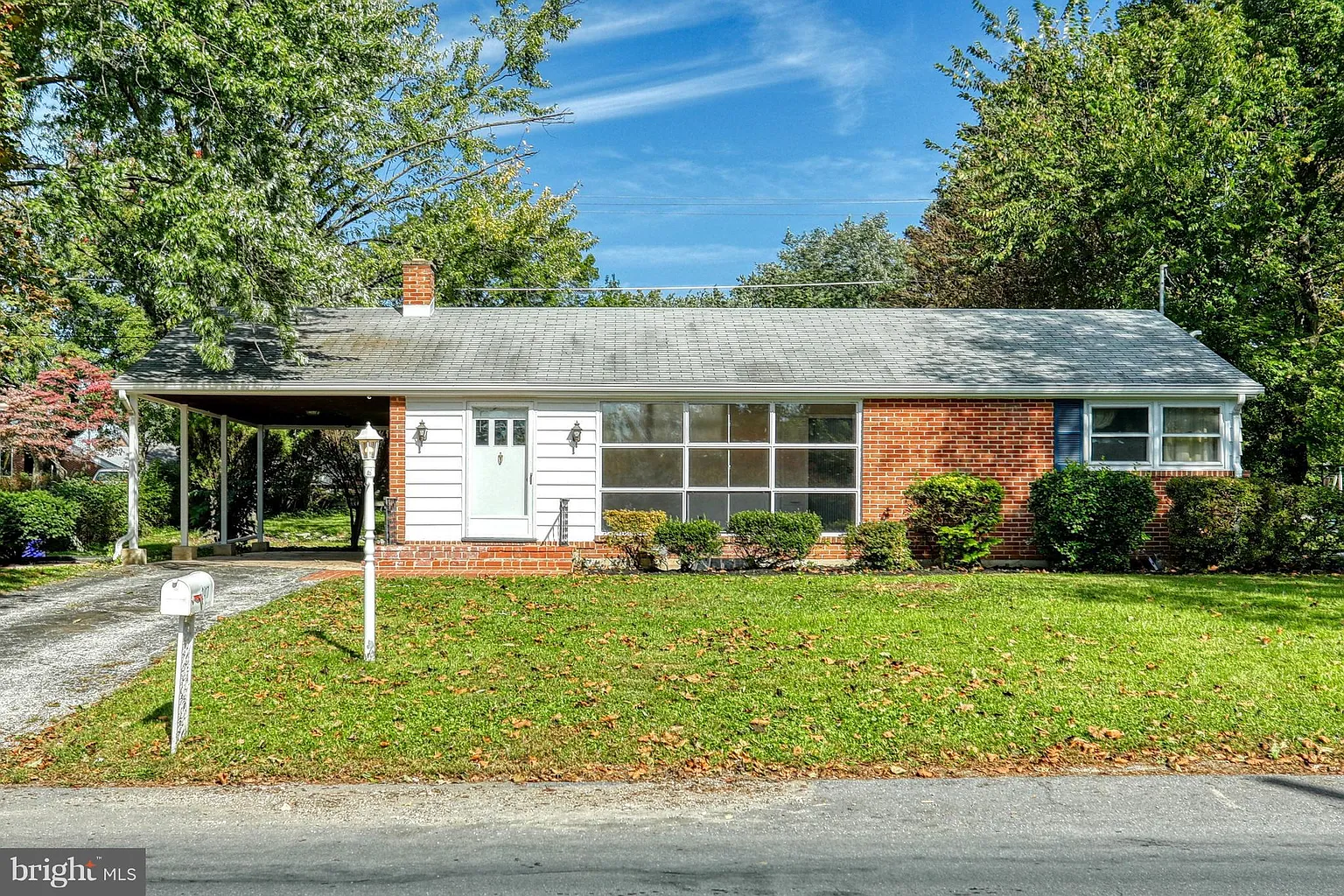 2417 Cambridge Rd photo 1