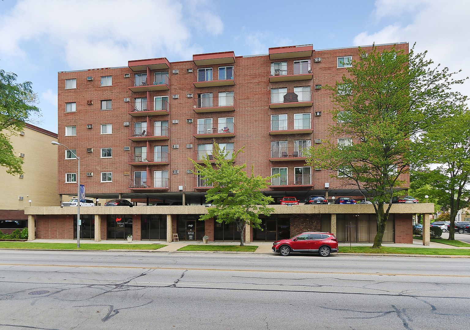 7830 W North Ave APT 404, Elmwood Park, IL 60707 Zillow