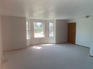 3214 Snow Rd #1, Cleveland, OH 44134