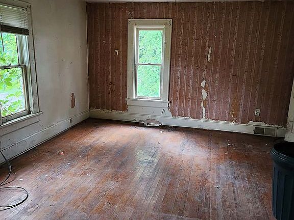 Bedroom #1