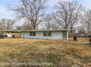 2324 Kraig Rd, Manhattan, KS 66502