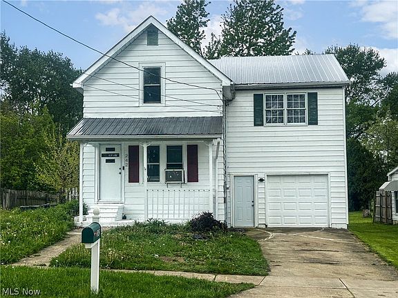 3rd image of 242 Liberty St