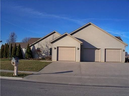 2nd image of 2001 Ivy Ct