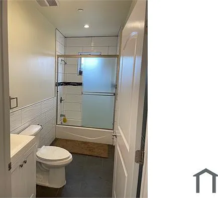 953 N Normandie Ave #200 — Photo 7