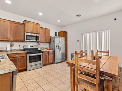 3032 Tierra Dorado Dr SW, Albuquerque, NM, 87121
