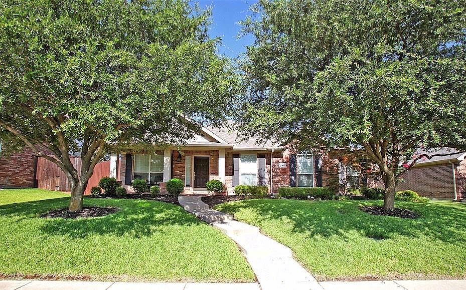 1st image of 1549 Sandlewood Dr