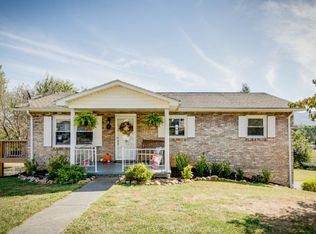 1012 Fremont Dr, Johnson City, TN 37601