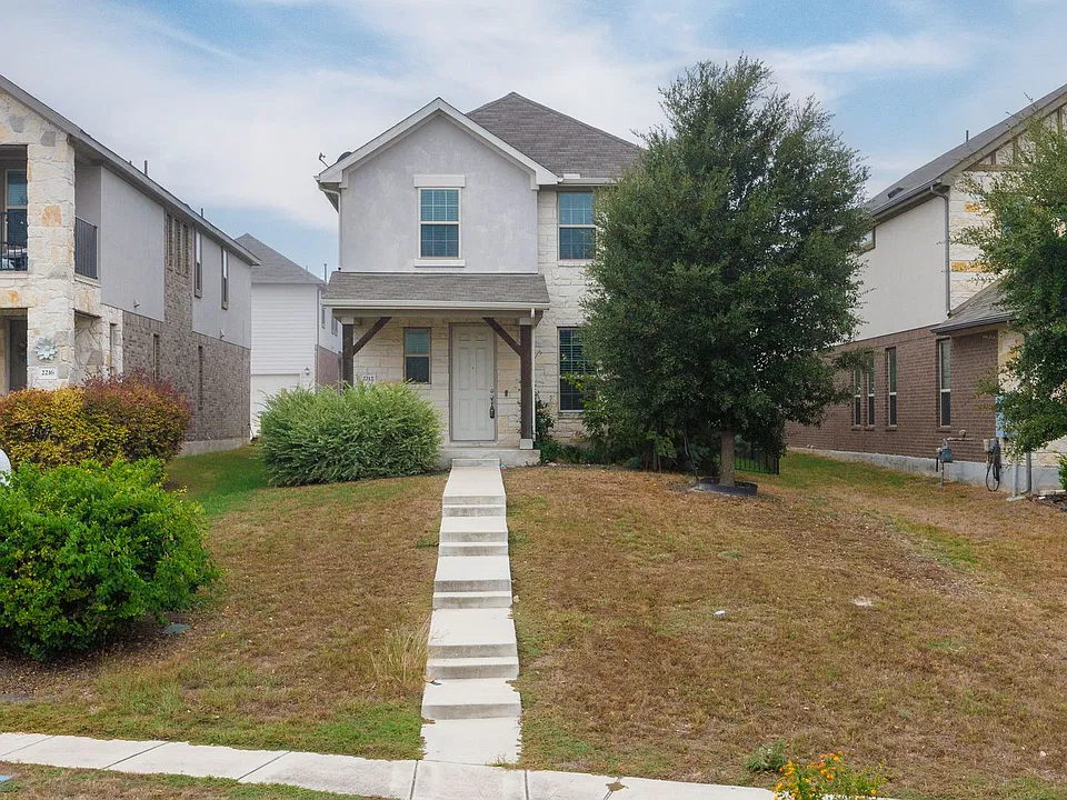 2212 Land Grant Way