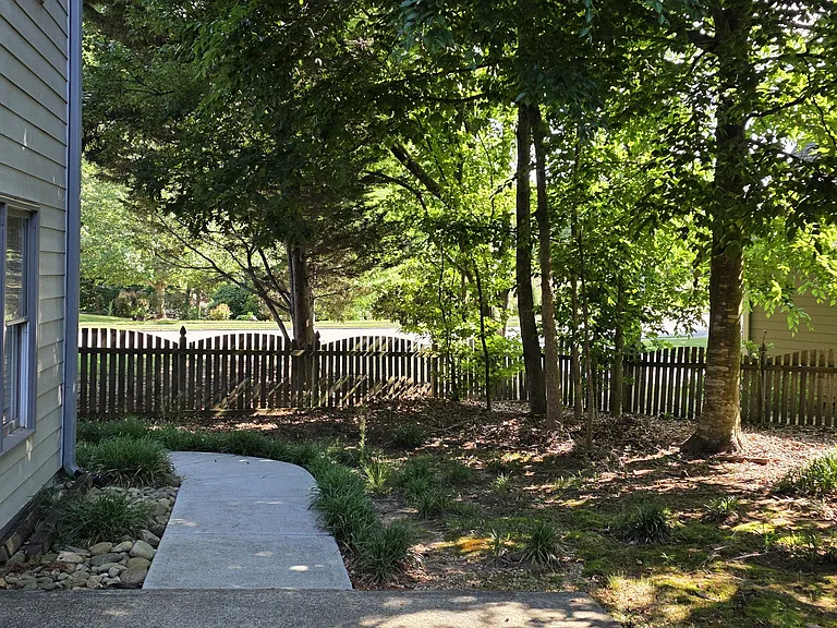 1212 Turtle Creek Ct — Photo 15