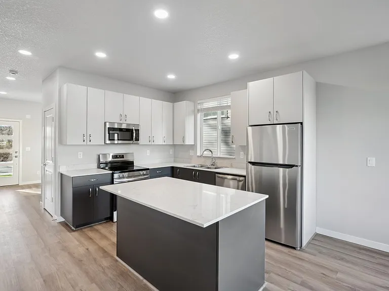 6201-6455 SE Quail Park Ln — Photo 6