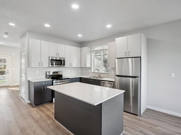Quail Park Homes, 6201-6455 SE Quail Park Ln #6323, Portland, OR 97222