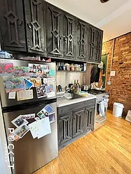 Rented by PocketBroker Inc
