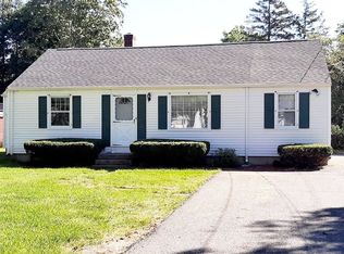 135 Catalpa Ter, Springfield, MA 01119