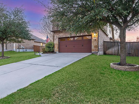 3rd image of 2948 Castellan Ln