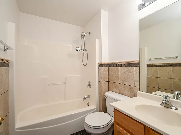 35 Thomas Ct — Photo 27