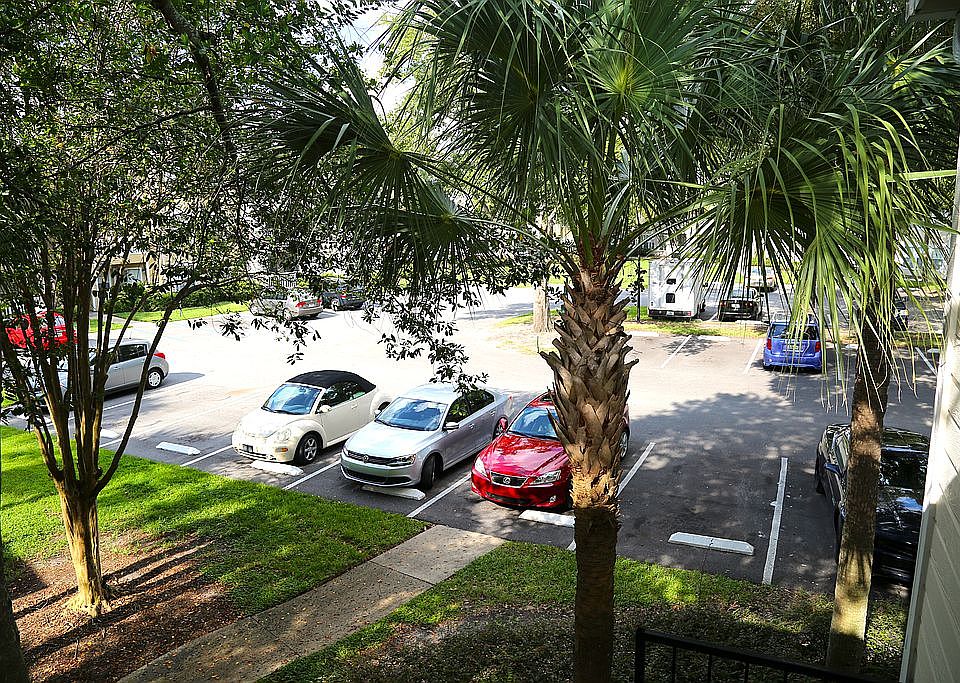2nd image of 1087 S Hiawassee Rd APT 422