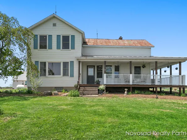 14715 68th Ave, Coopersville, MI 49404