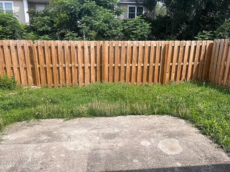 846 Bryan Cir — Photo 5